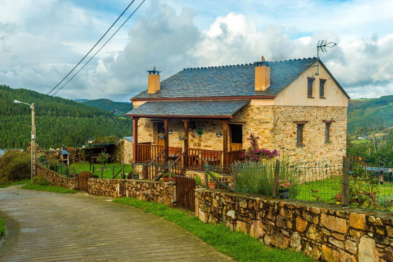 סנטה אאולליה דה אוסקוס Apartamentos Rurales Tia Vicenta מראה חיצוני תמונה