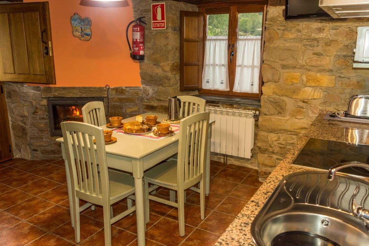סנטה אאולליה דה אוסקוס Apartamentos Rurales Tia Vicenta מראה חיצוני תמונה