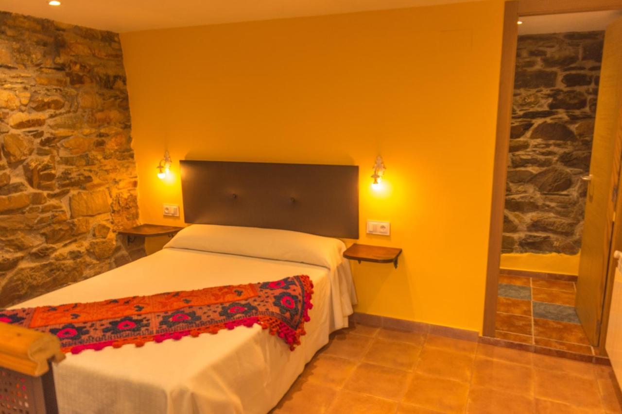 סנטה אאולליה דה אוסקוס Apartamentos Rurales Tia Vicenta מראה חיצוני תמונה