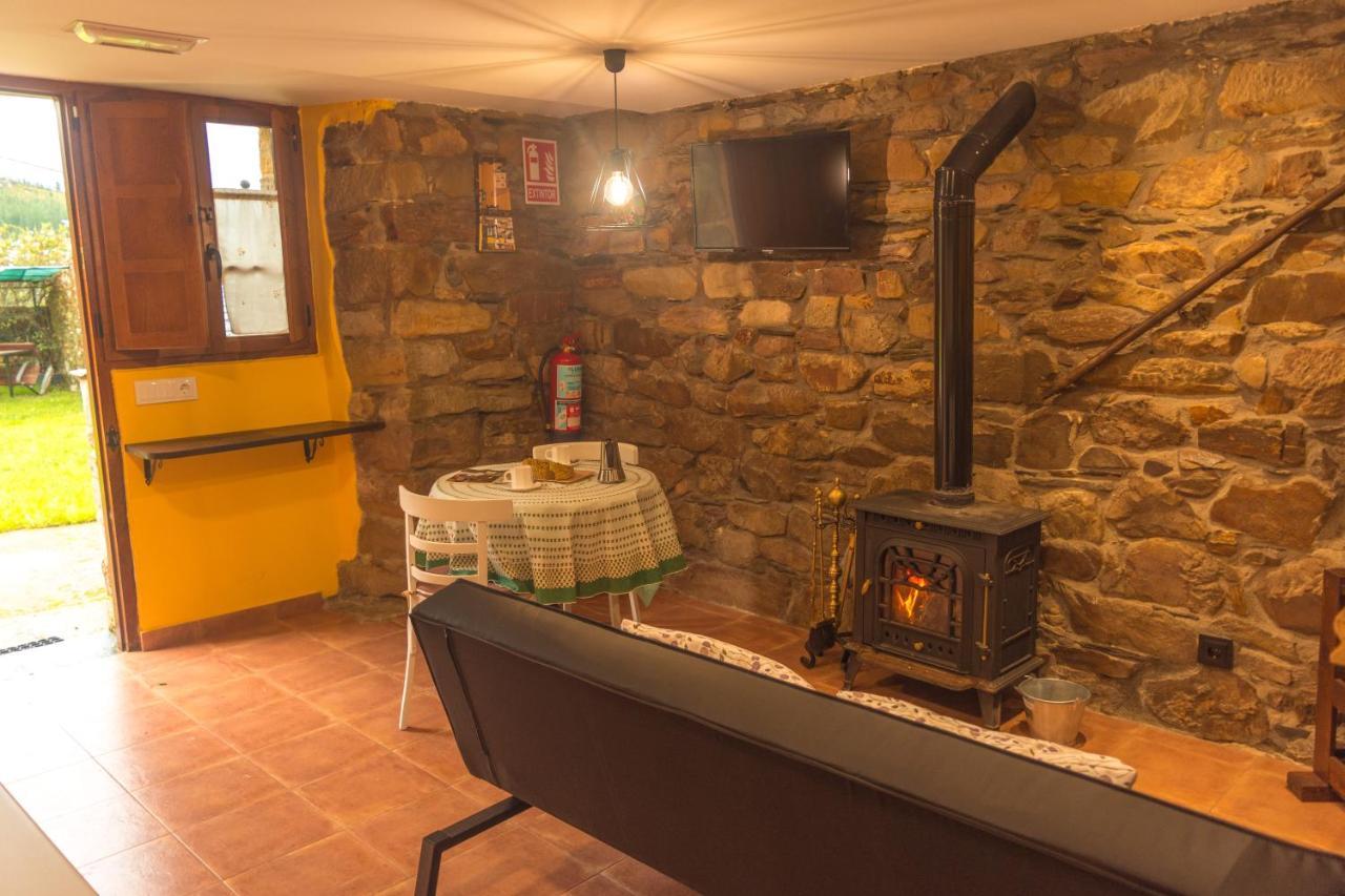 סנטה אאולליה דה אוסקוס Apartamentos Rurales Tia Vicenta מראה חיצוני תמונה