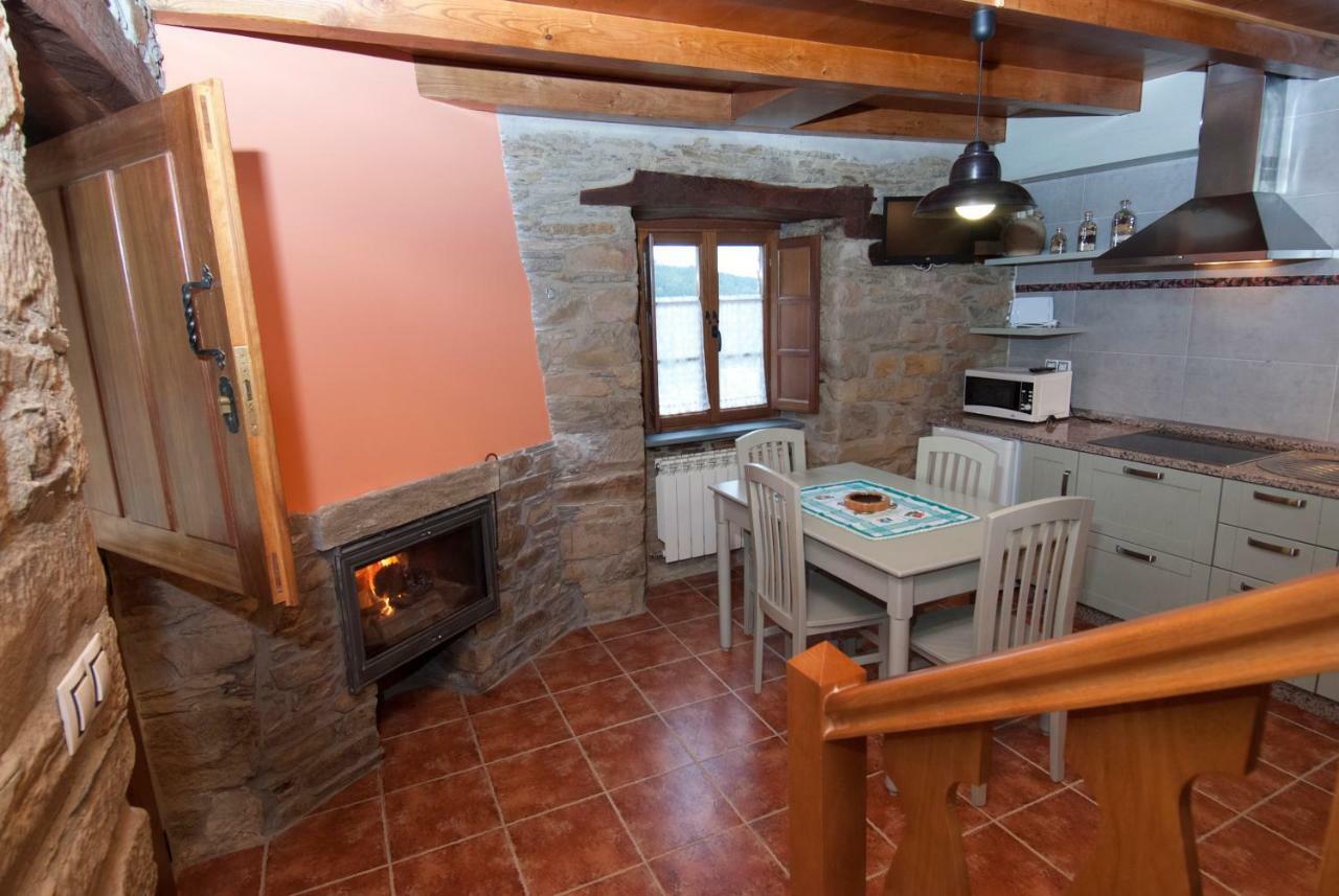 סנטה אאולליה דה אוסקוס Apartamentos Rurales Tia Vicenta מראה חיצוני תמונה